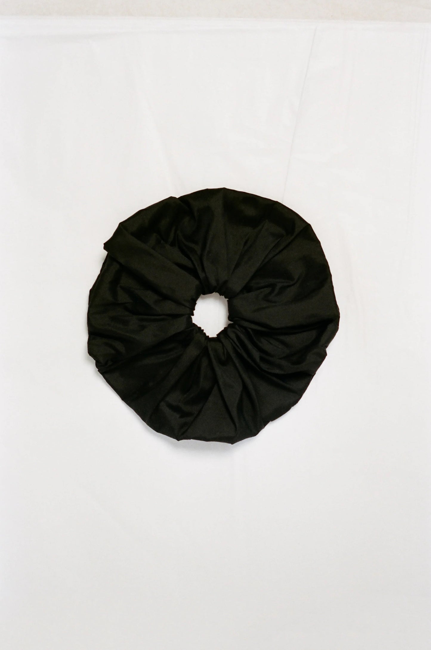 Dupion silk scrunchie in black