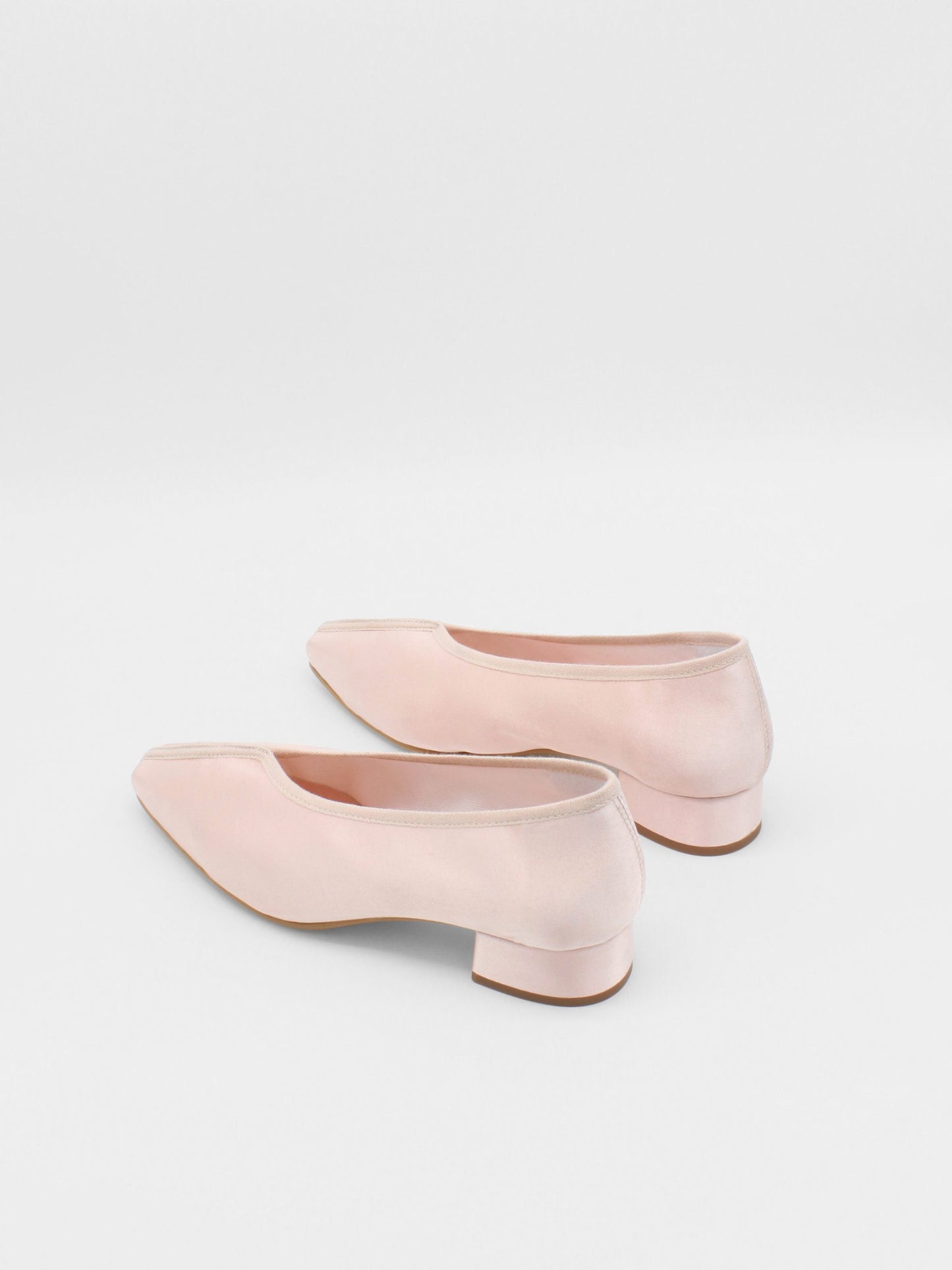 Gina in satin blush