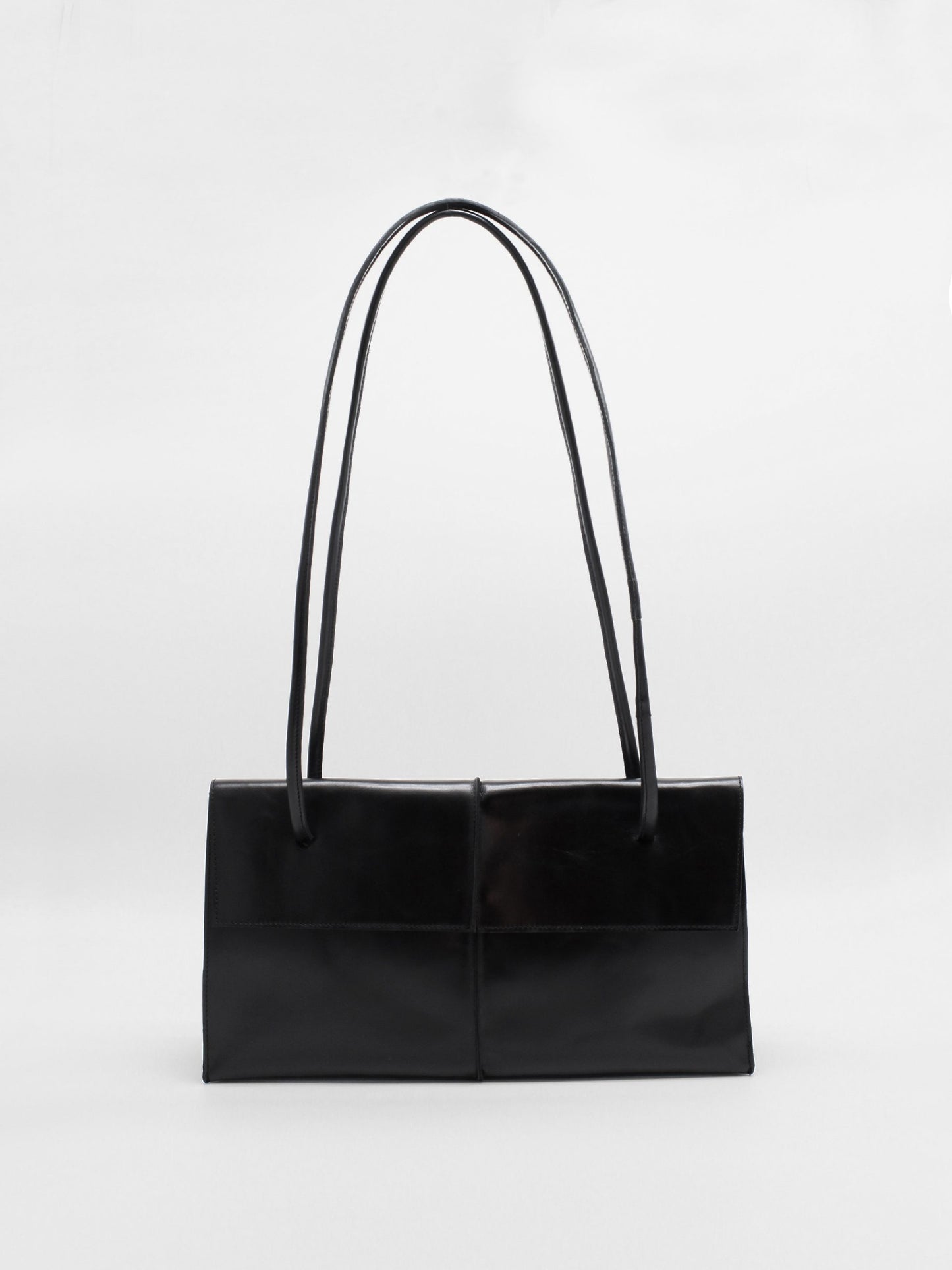 Pascal bag in black