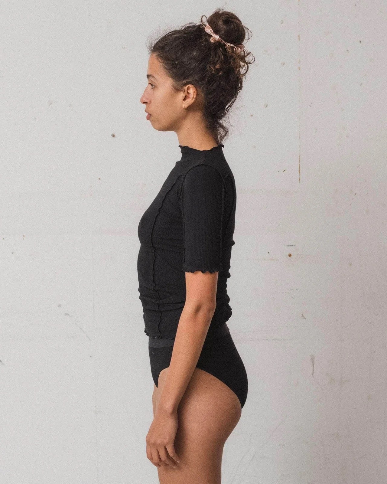 Omato 3/4 top in black