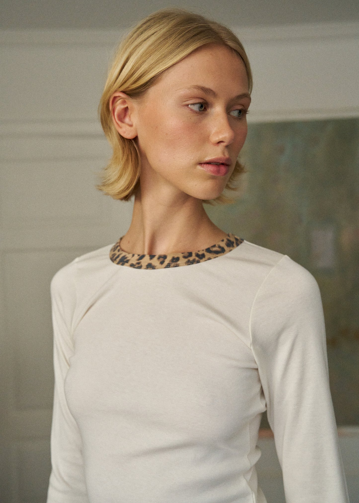 June longsleeve in off white leopard