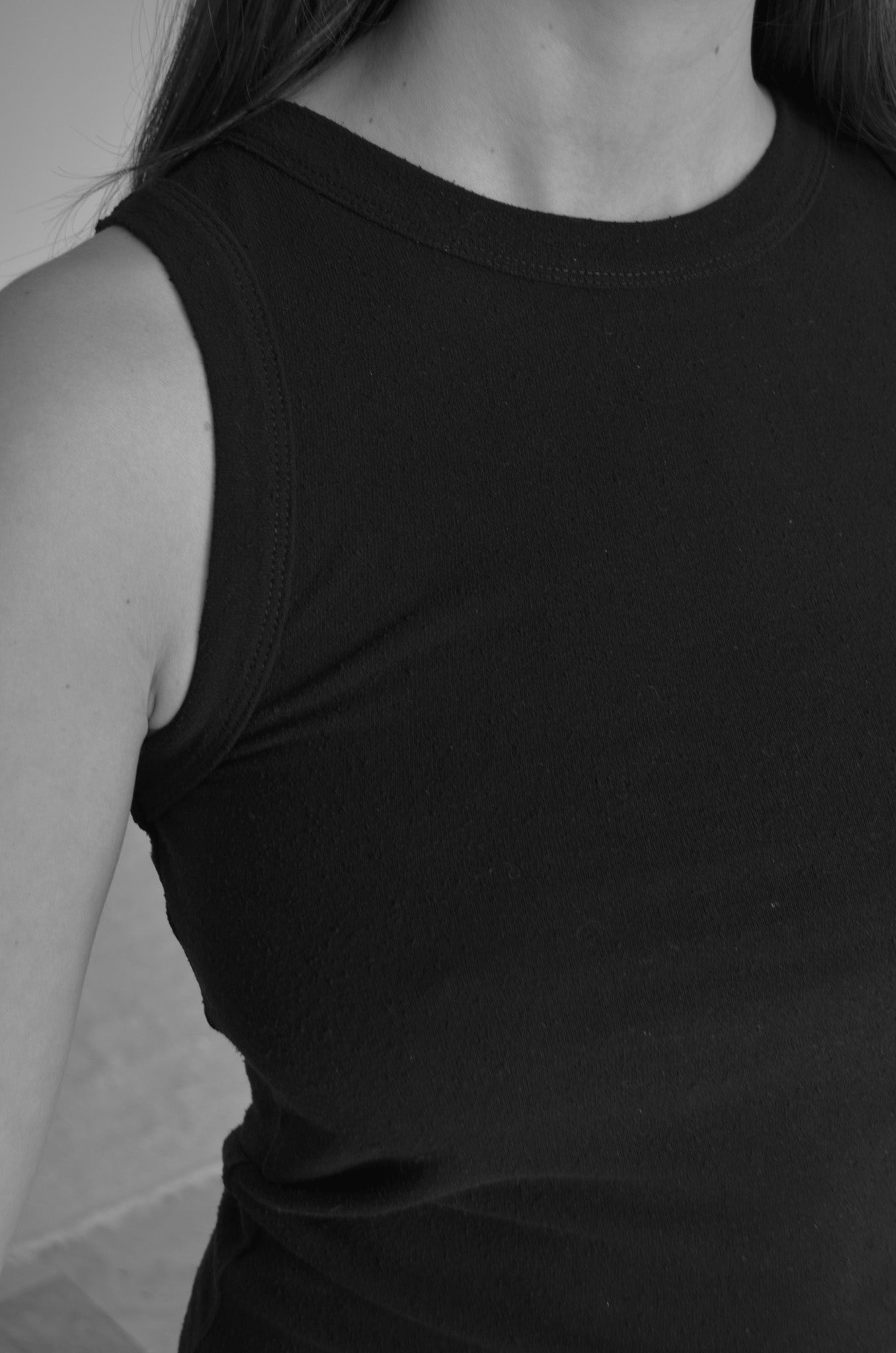 Seda tanktop in black