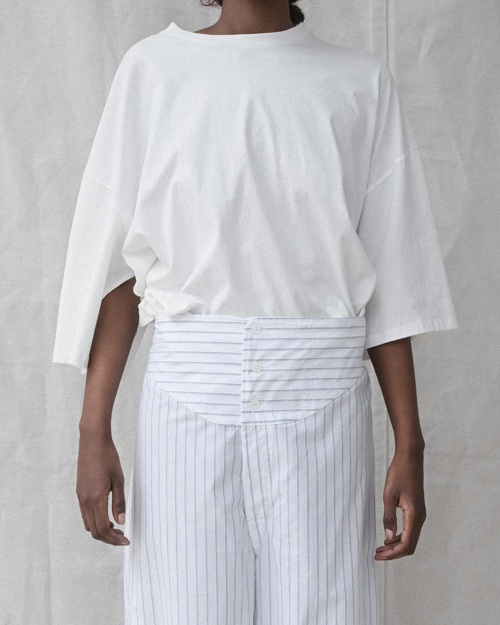 Pin tee by Baserange