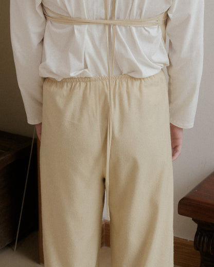 Stoa pants tooth white by Baserange