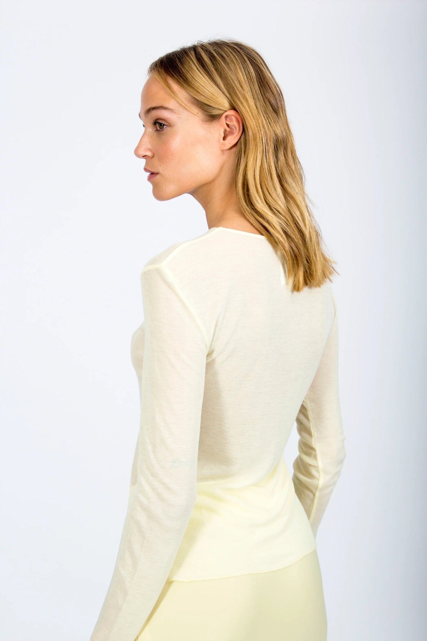 Astro top in light yellow