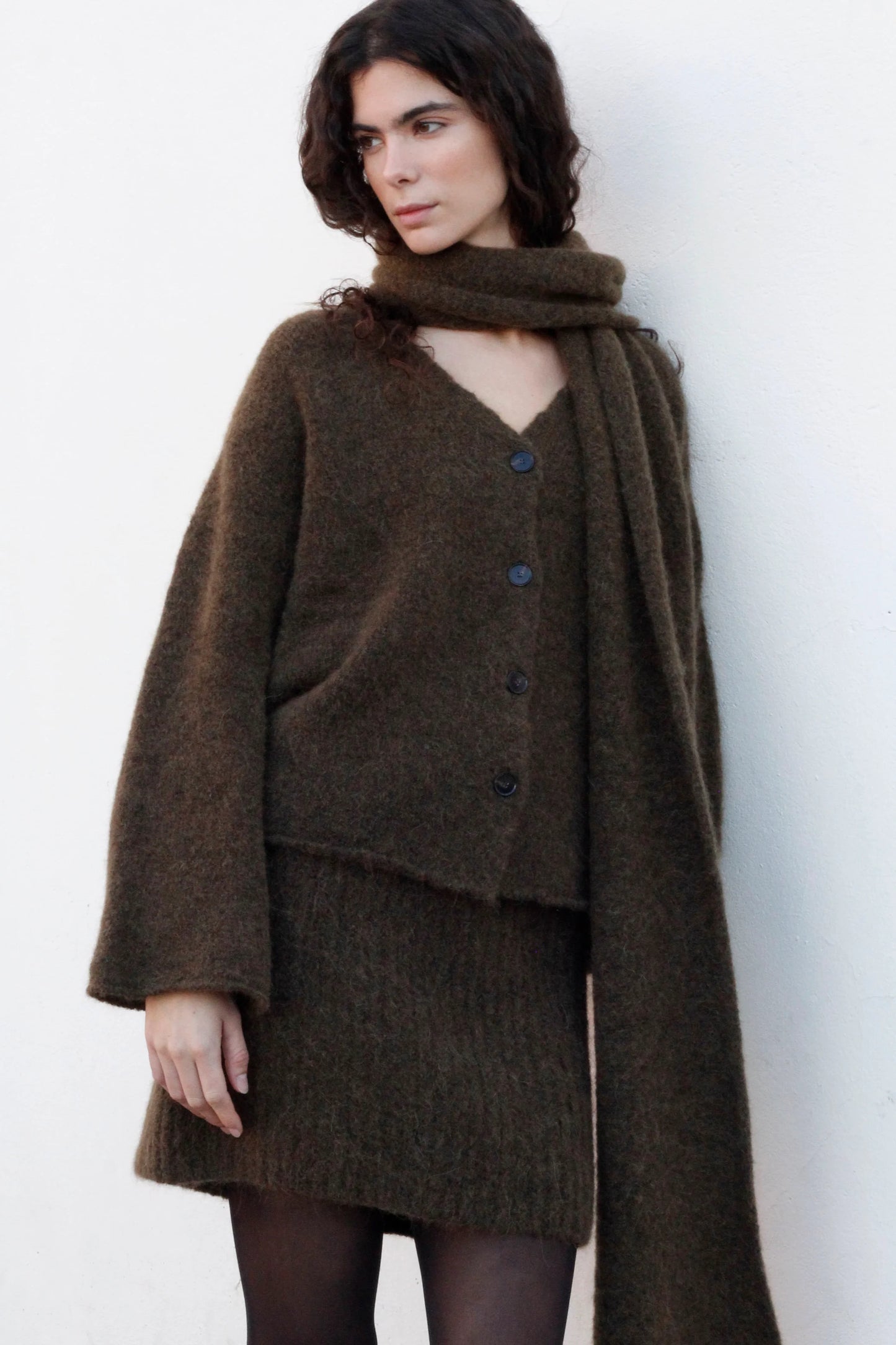 Shore scarf in dark green