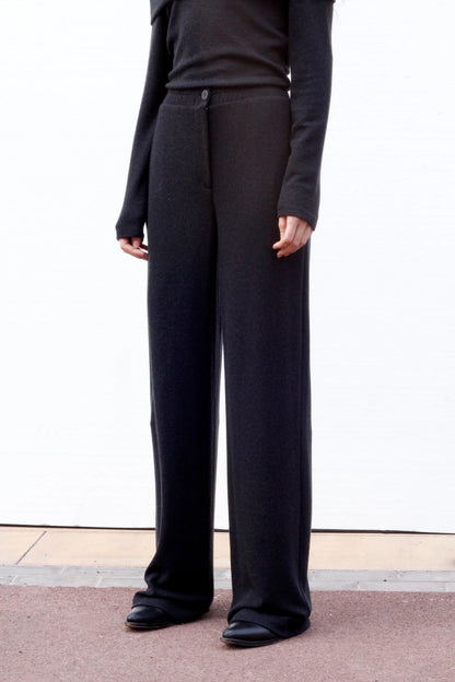 Torce trousers