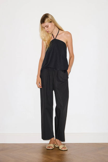 Ease trousers in black