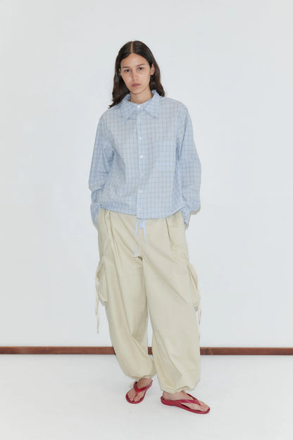 Stand shirt in powder check