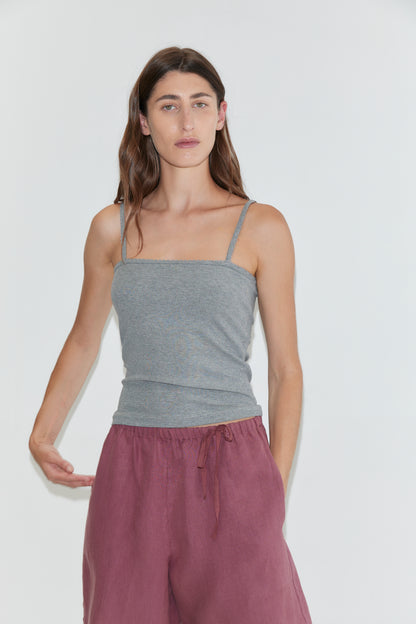 Scallop tank in grey