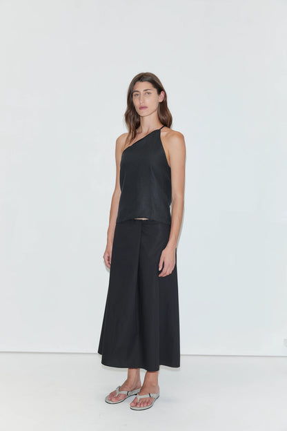 Wrap skirt in black
