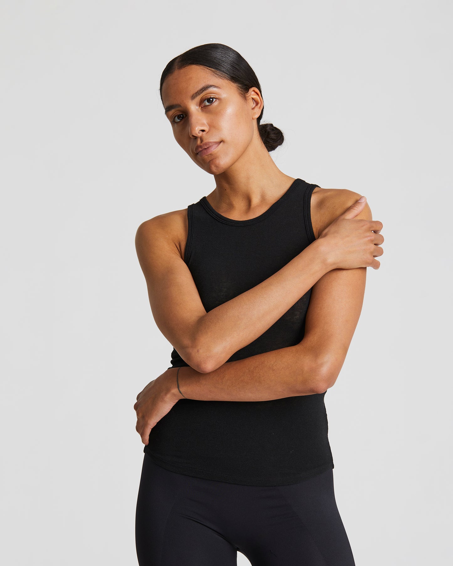 Alberte wool top in black