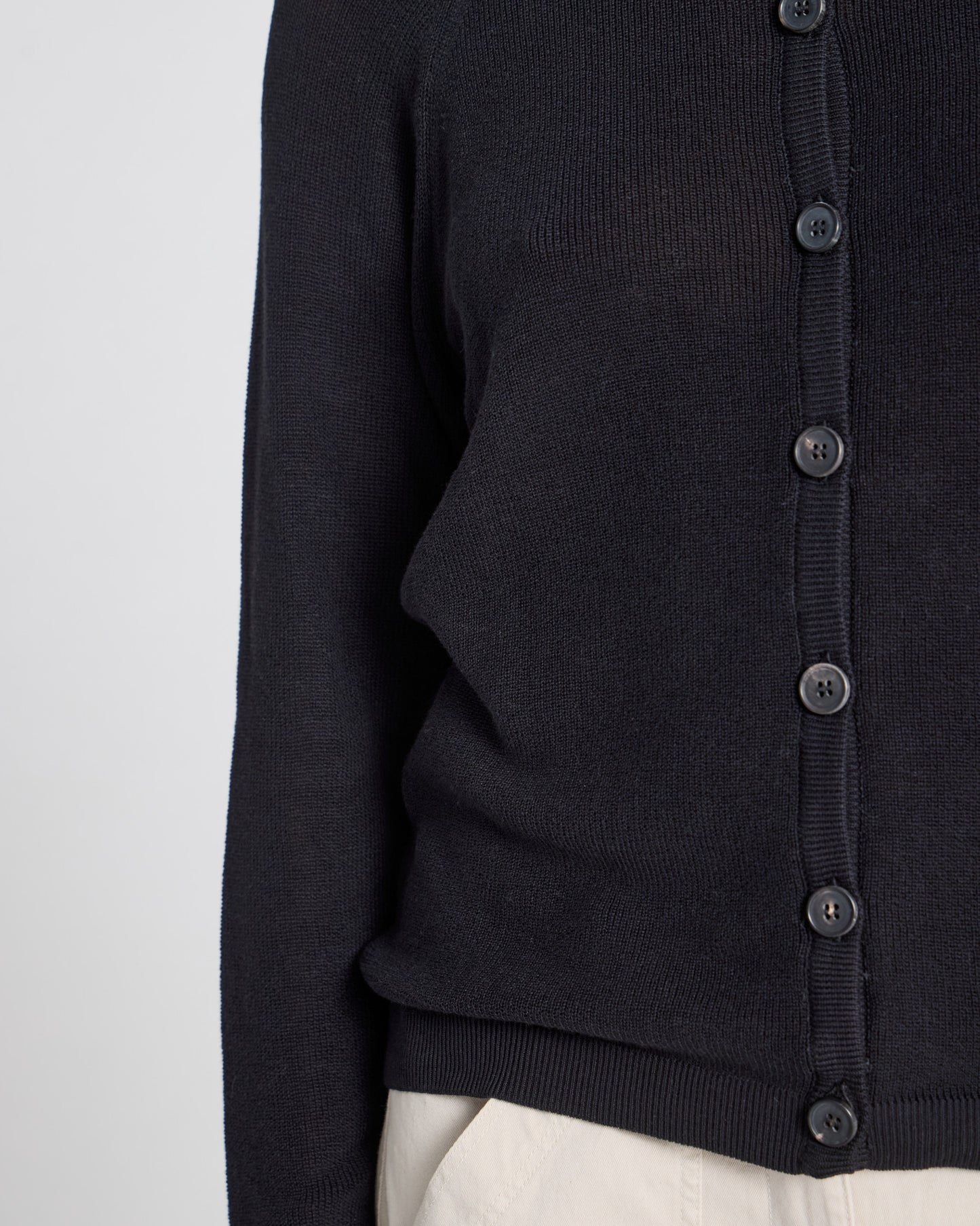 Ella cardigan in black