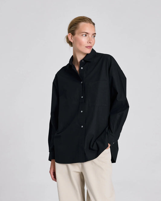 Eva shirt in black