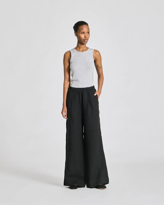 Leonora linen pants in black