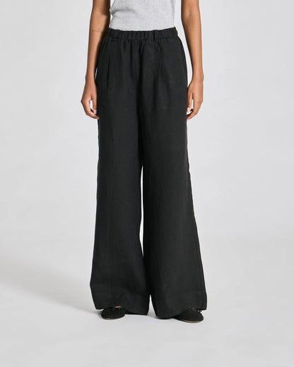 Leonora linen pants in black