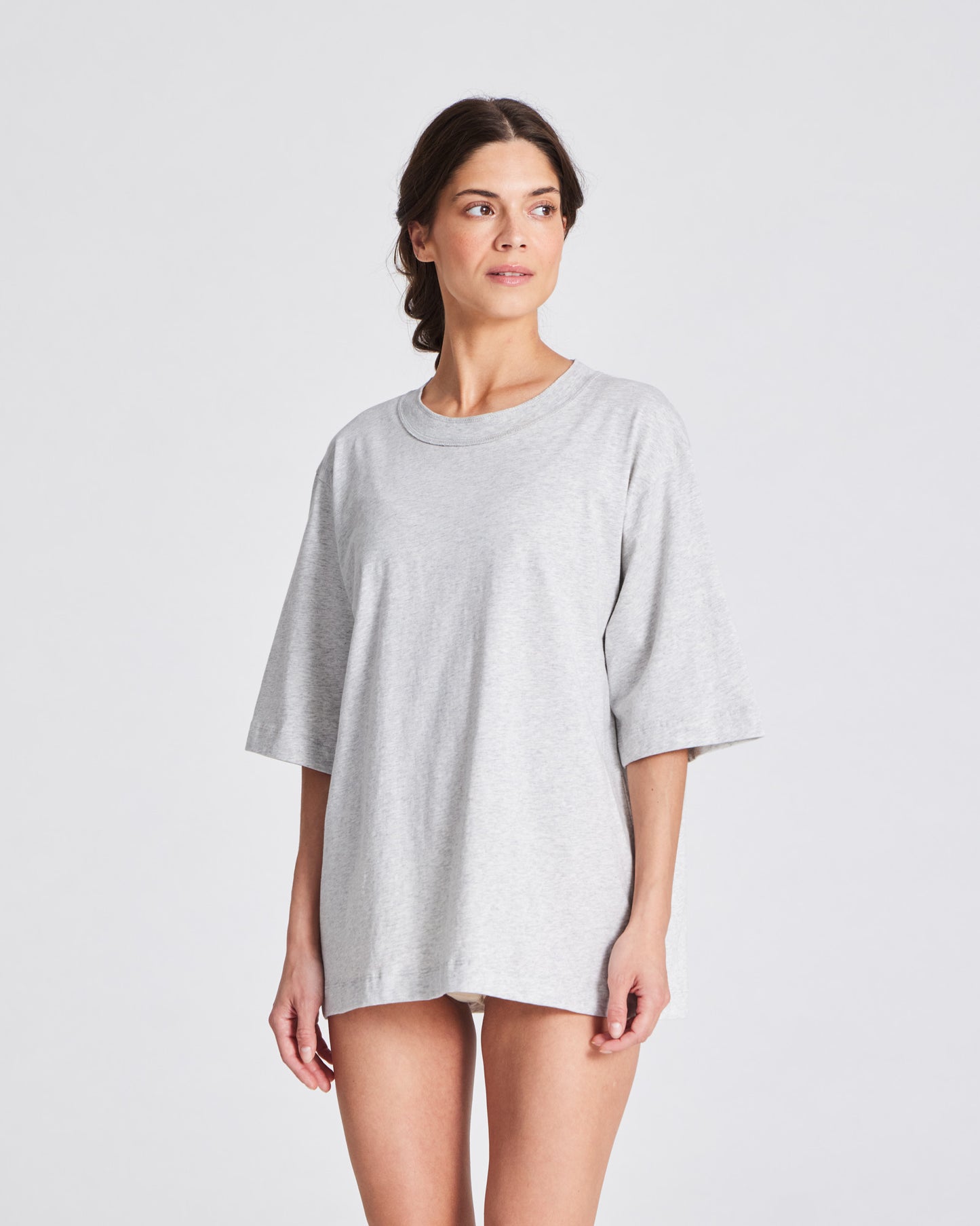 Maya tee in light grey
