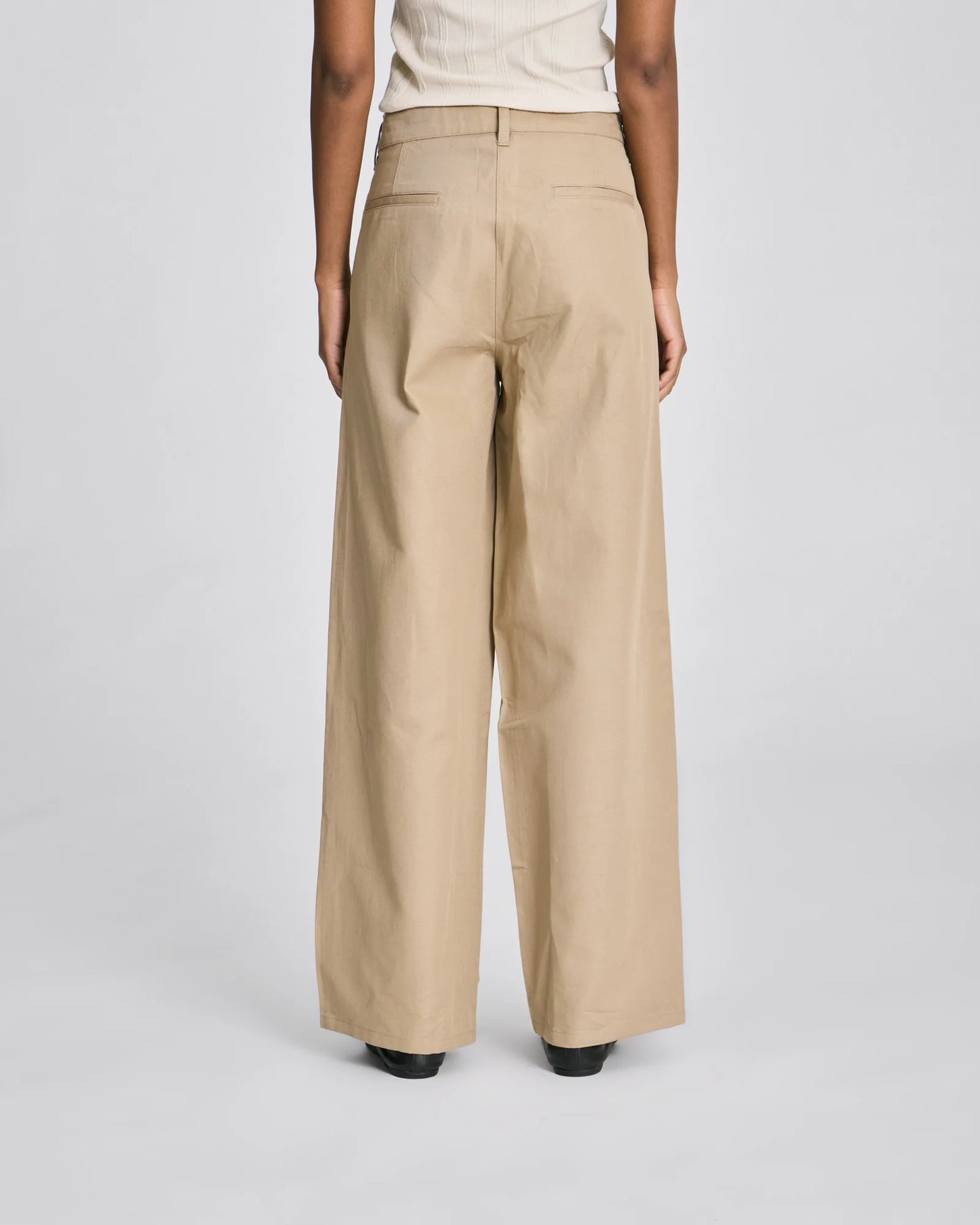 Natalie pants in chinchilla
