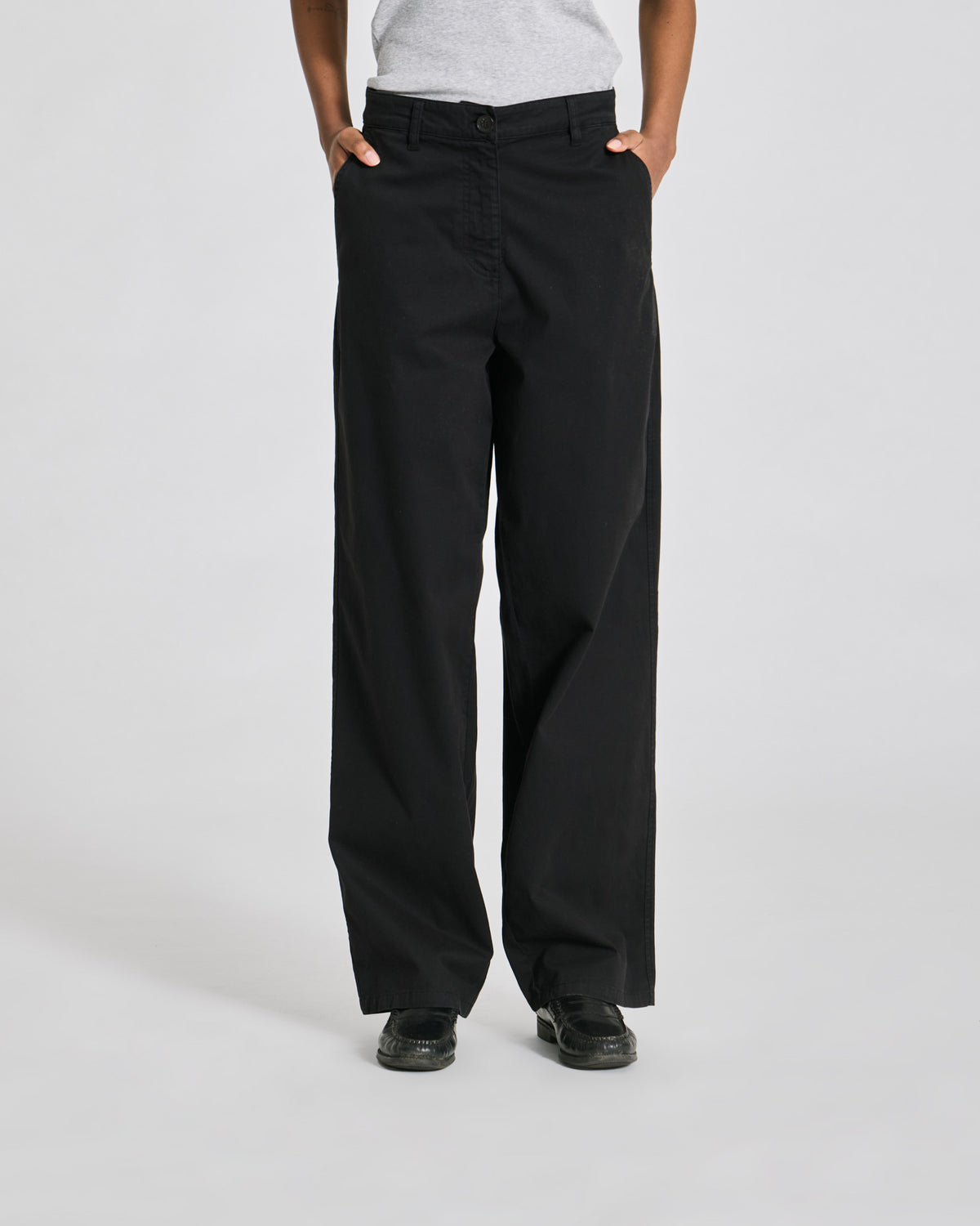 Natalie pants in black