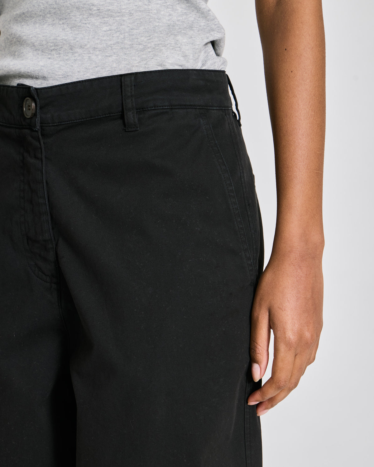 Natalie pants in black