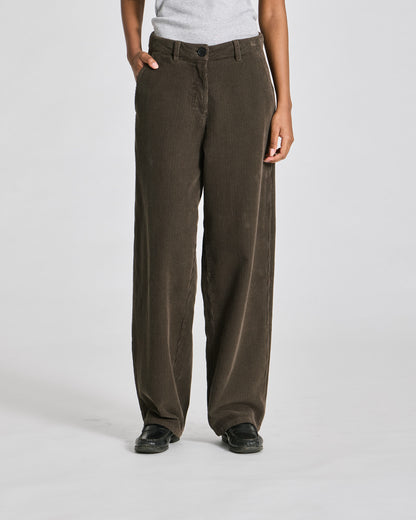 Natalie corduroy pants in black olive