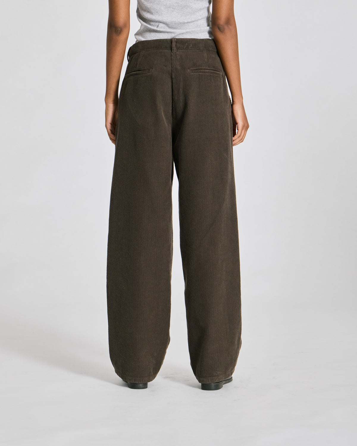 Natalie corduroy pants in black olive