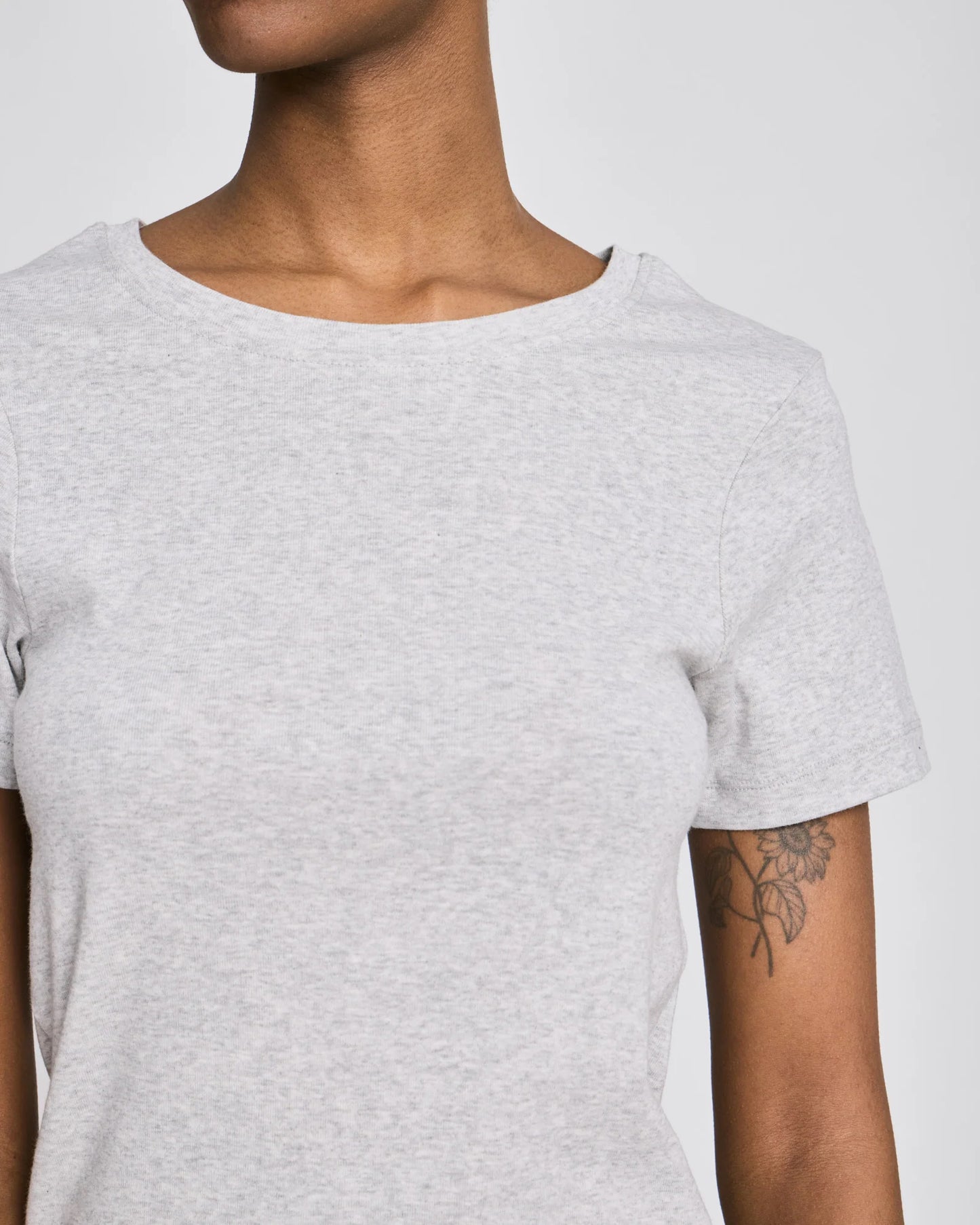 Trille cotton rib tee in light grey melange