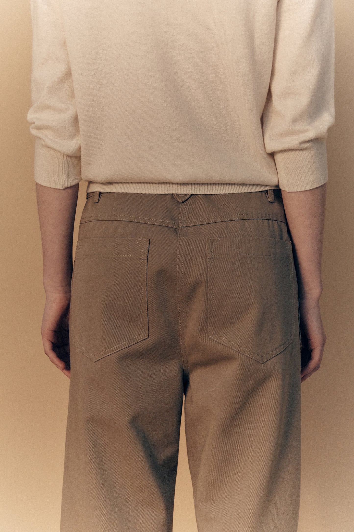 Bas loose trouser in khaki