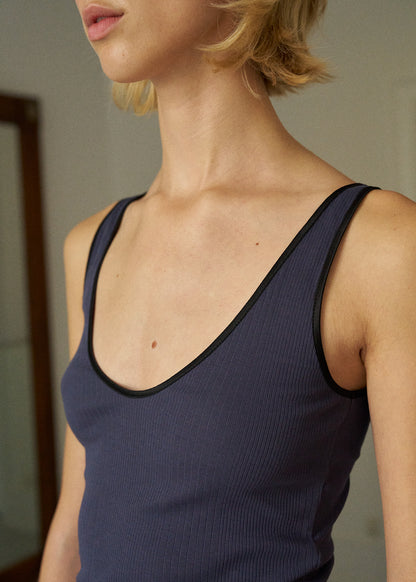 April tanktop in navy