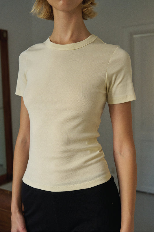 June fitted t-shirt in butter