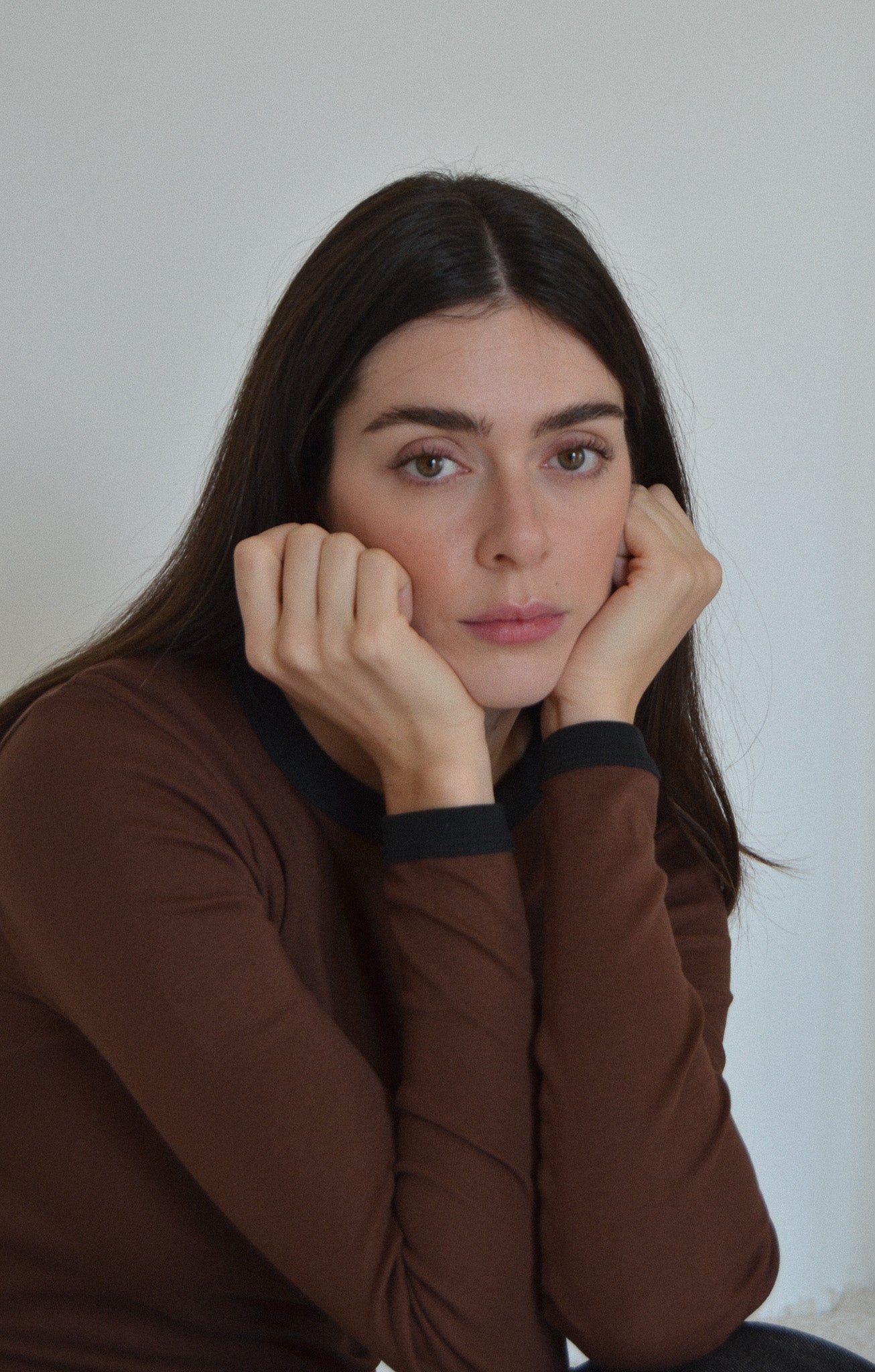 June longsleeve in brown with black trim